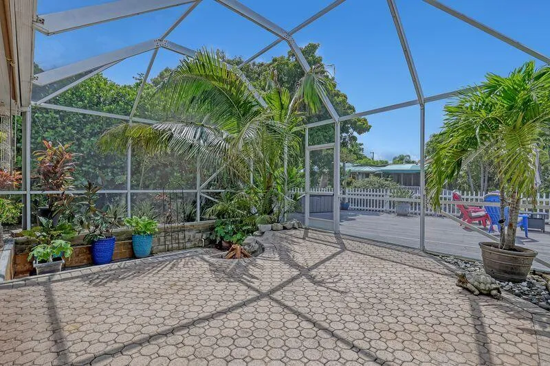 Screened Patio