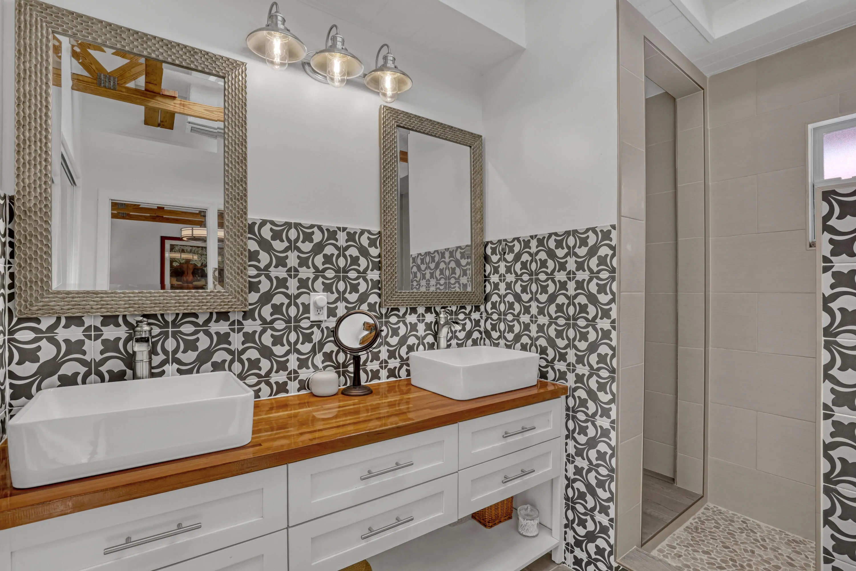 1707 E Terrace (30)