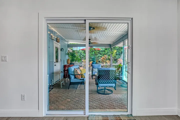 1707 E Terrace (21)