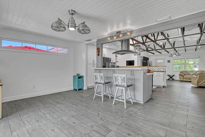 1707 E Terrace (22)