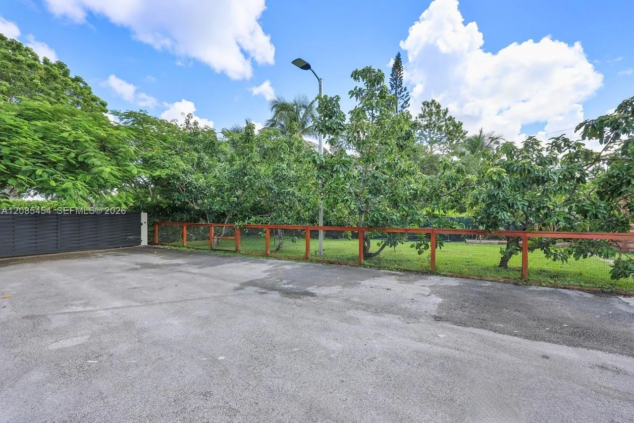 Property photo 49