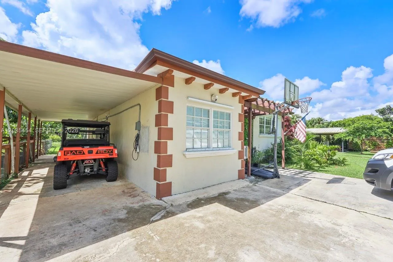 Property photo 44