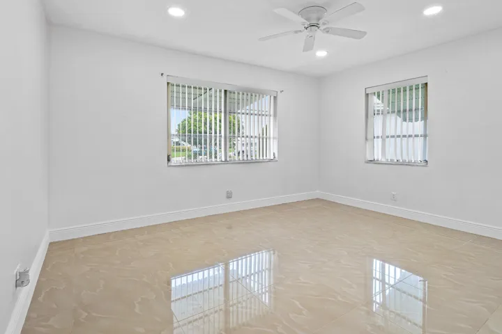 022-106Northwest10thCourt-BoyntonBeach-F