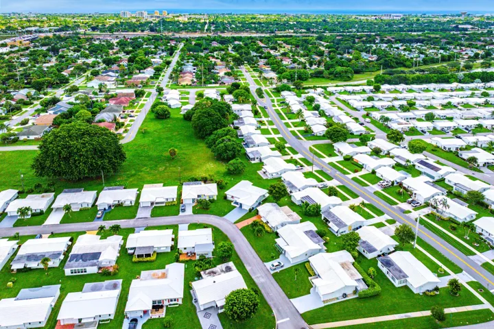 047-106Northwest10thCourt-BoyntonBeach-F