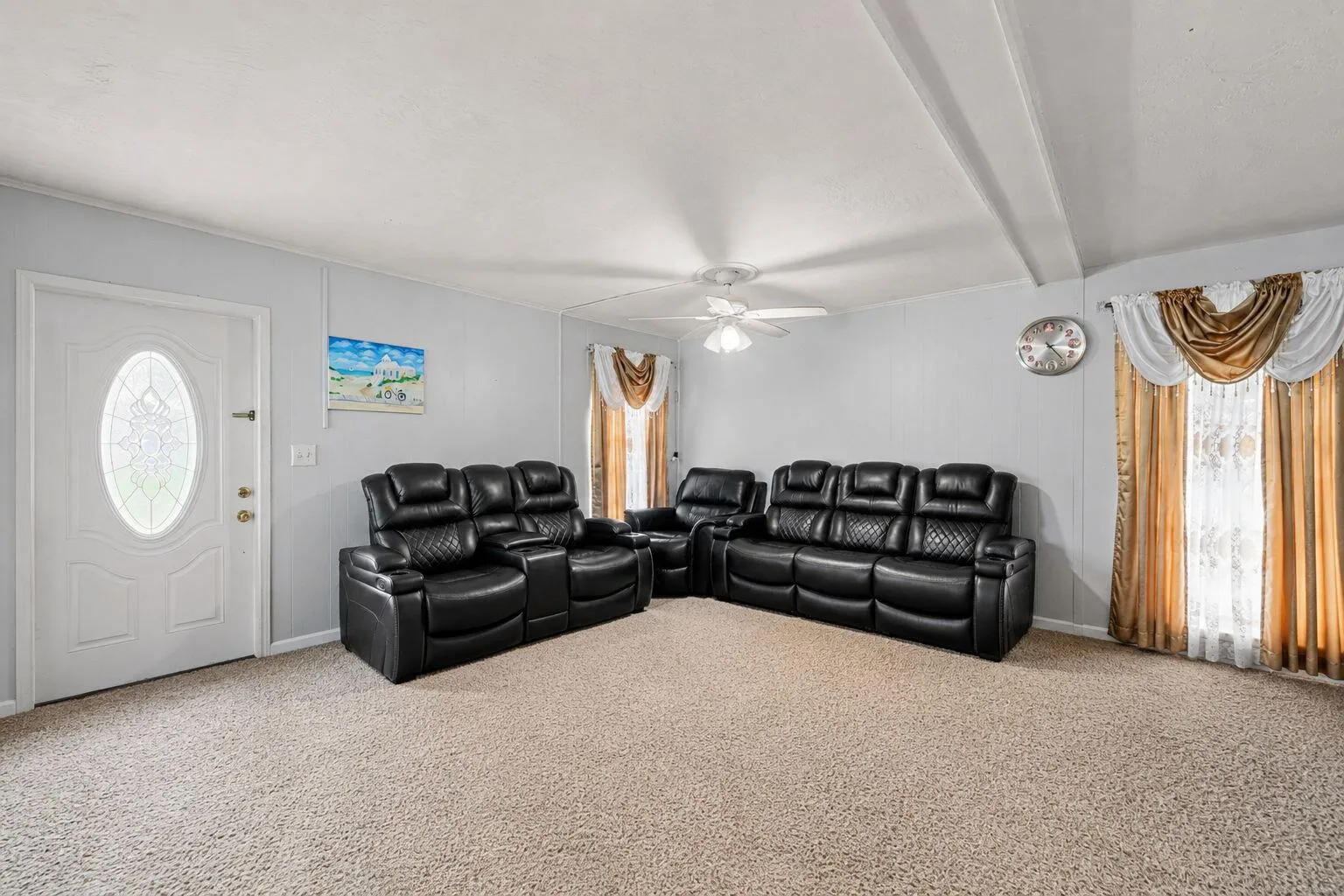 15-web-or-mls-Family Room