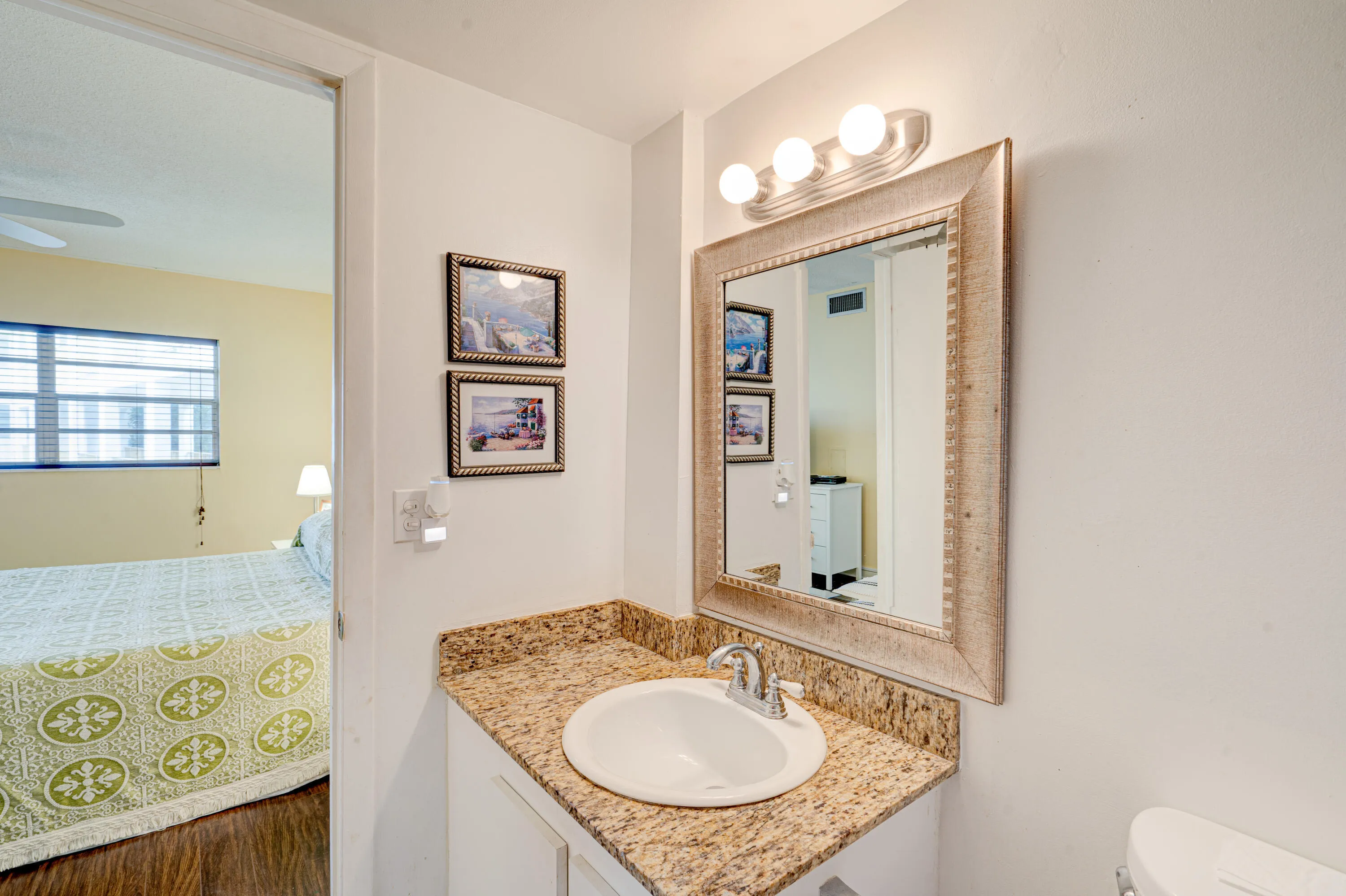 5401 NW 2nd Ave #227_Pictures_29_10.03.2