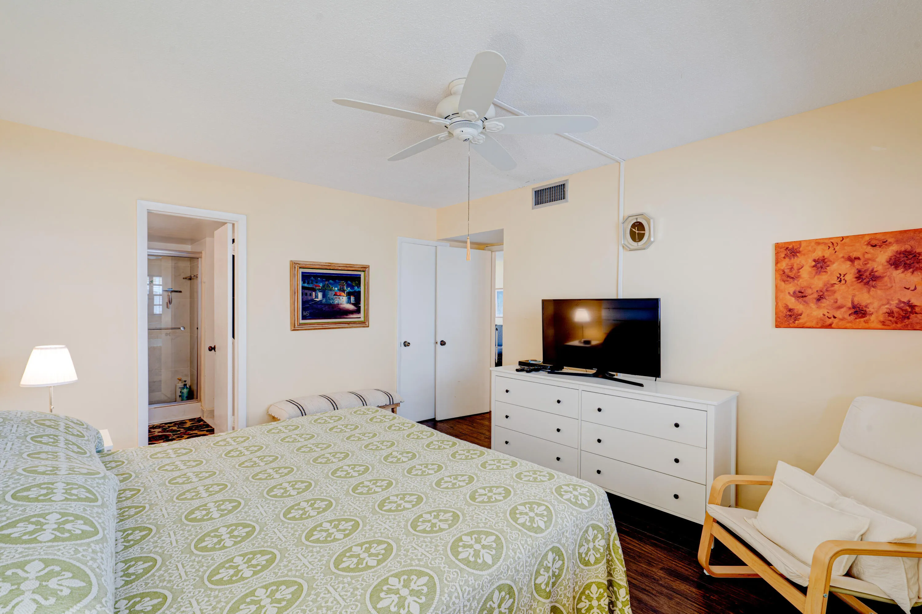 5401 NW 2nd Ave #227_Pictures_26_10.03.2
