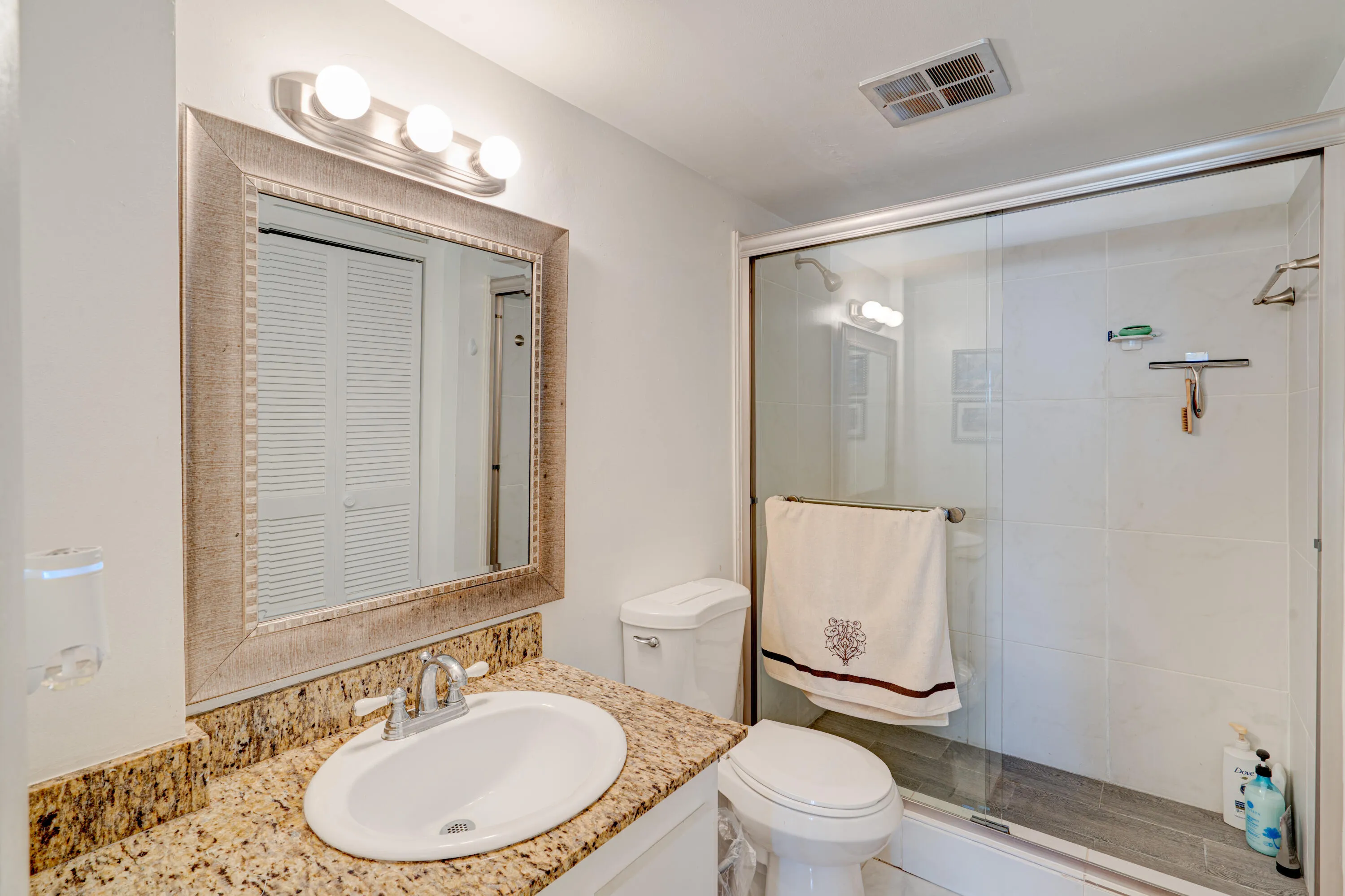 5401 NW 2nd Ave #227_Pictures_28_10.03.2
