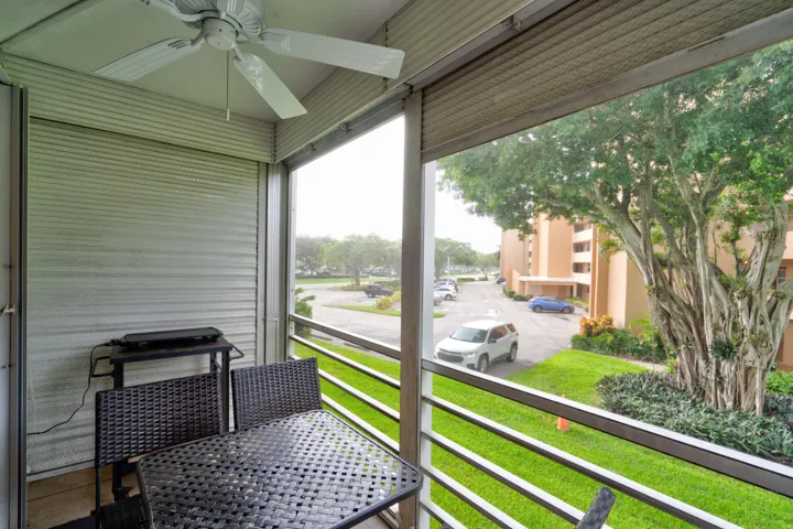 5401 NW 2nd Ave #227_Pictures_34_10.03.2