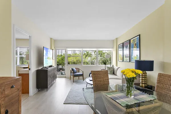 Living/Dining Room
