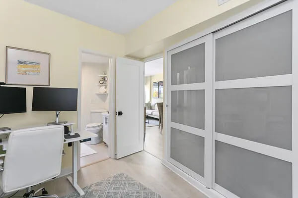 2nd Bedroom, Office or Den