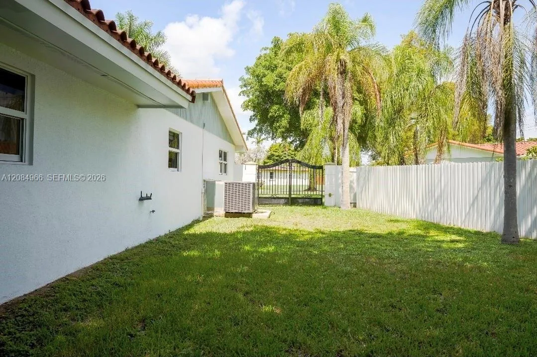 Property photo 33