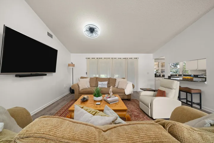 interior - living room 3