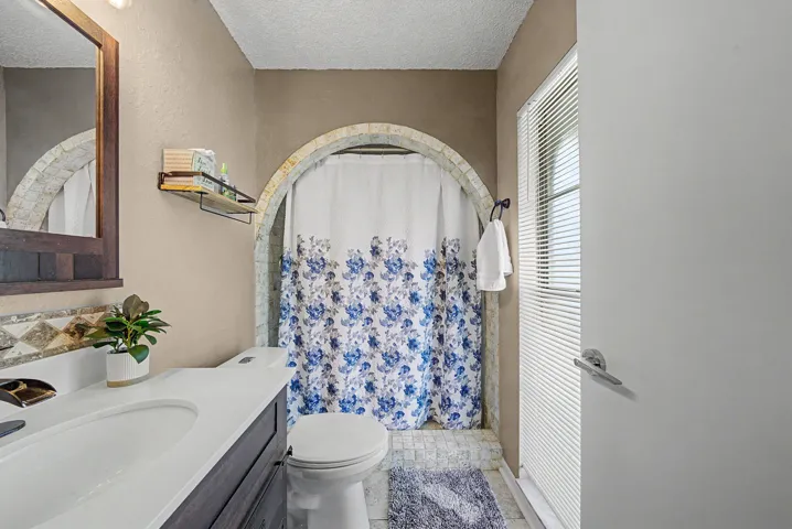 interior - master bathroom 2