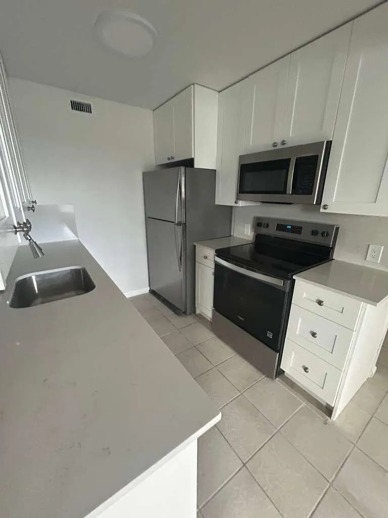 KITCHEN =
