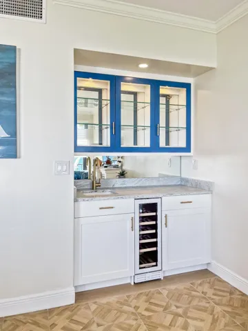 Wet Bar