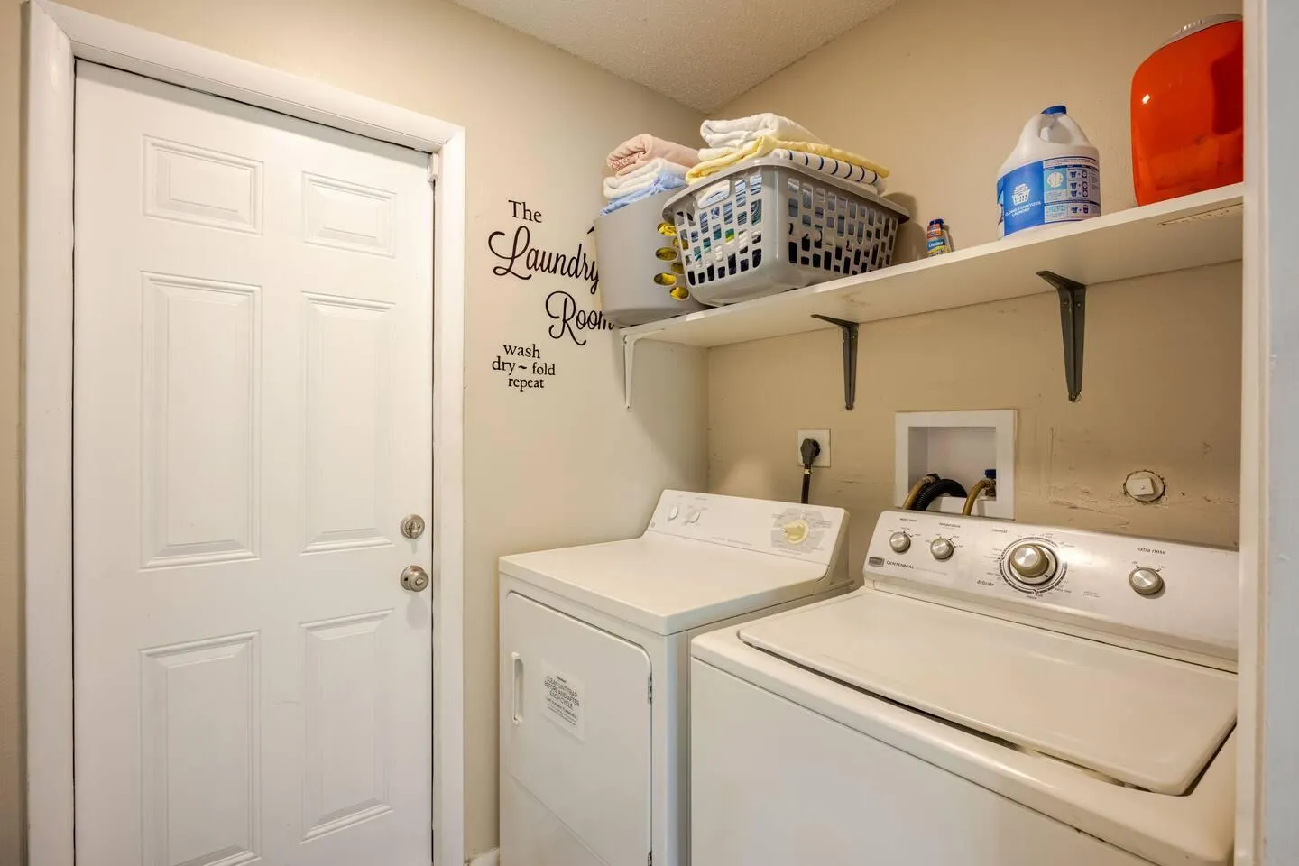 Laundry Room- (1)