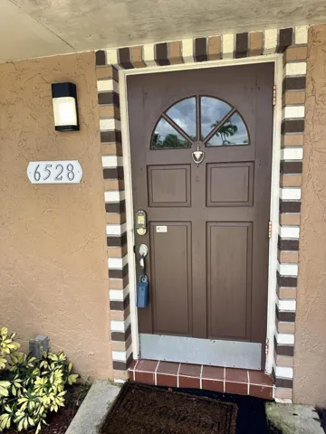 Front of house- (7)