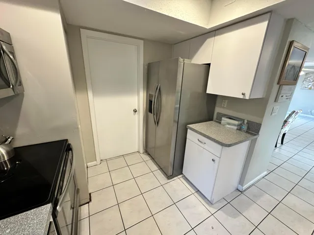 Kitchen- (3)