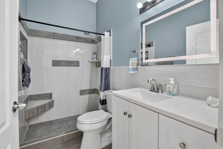 Beautiful Modern Guest Bathroom recently remodeled 2026.