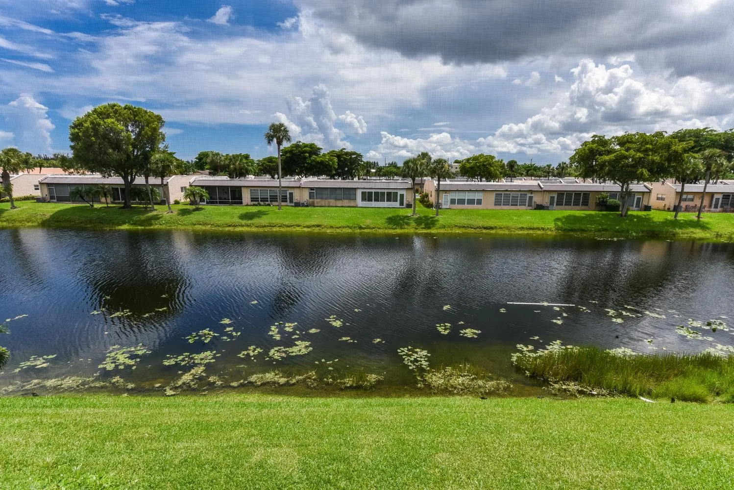 008-067-156 Lake Evelyn Dr-1498x1000