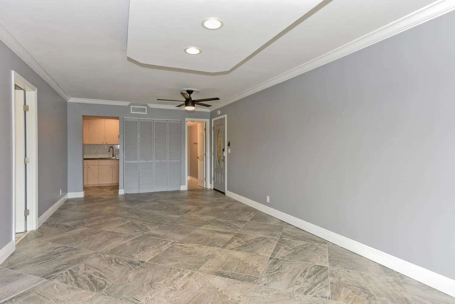 009-080-156 Lake Evelyn Dr-1498x1000