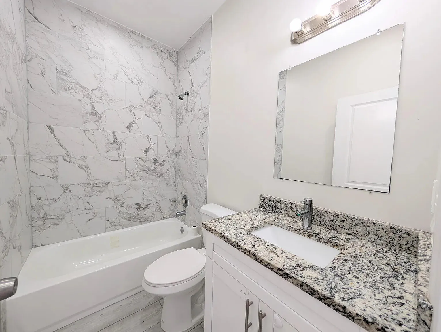 1566 W 26th Ct-5