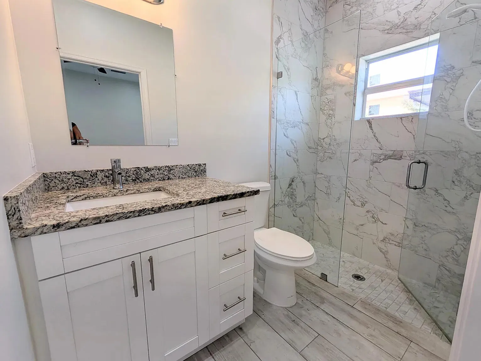 1566 W 26th Ct-6