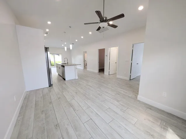 1566 W 26th Ct-4