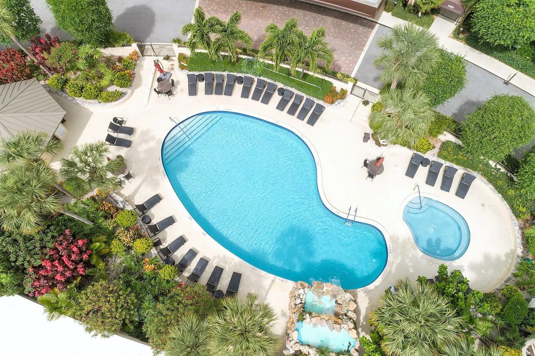 Envoy pool 2