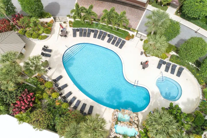 Envoy pool 2