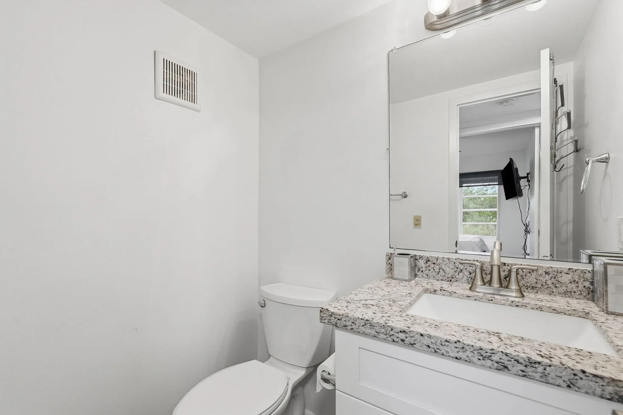 8-web-or-mls-209_Brighton_E_05957