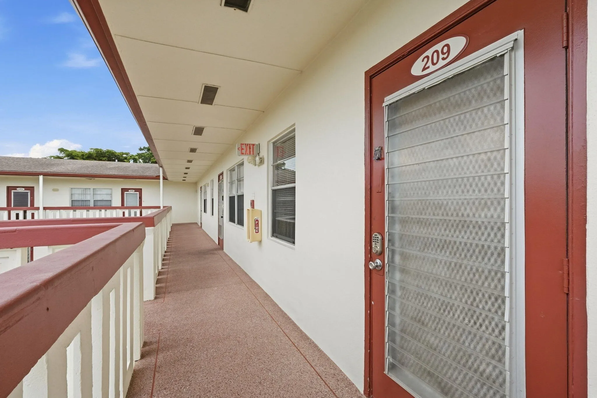 24-web-or-mls-209_Brighton_E_06026