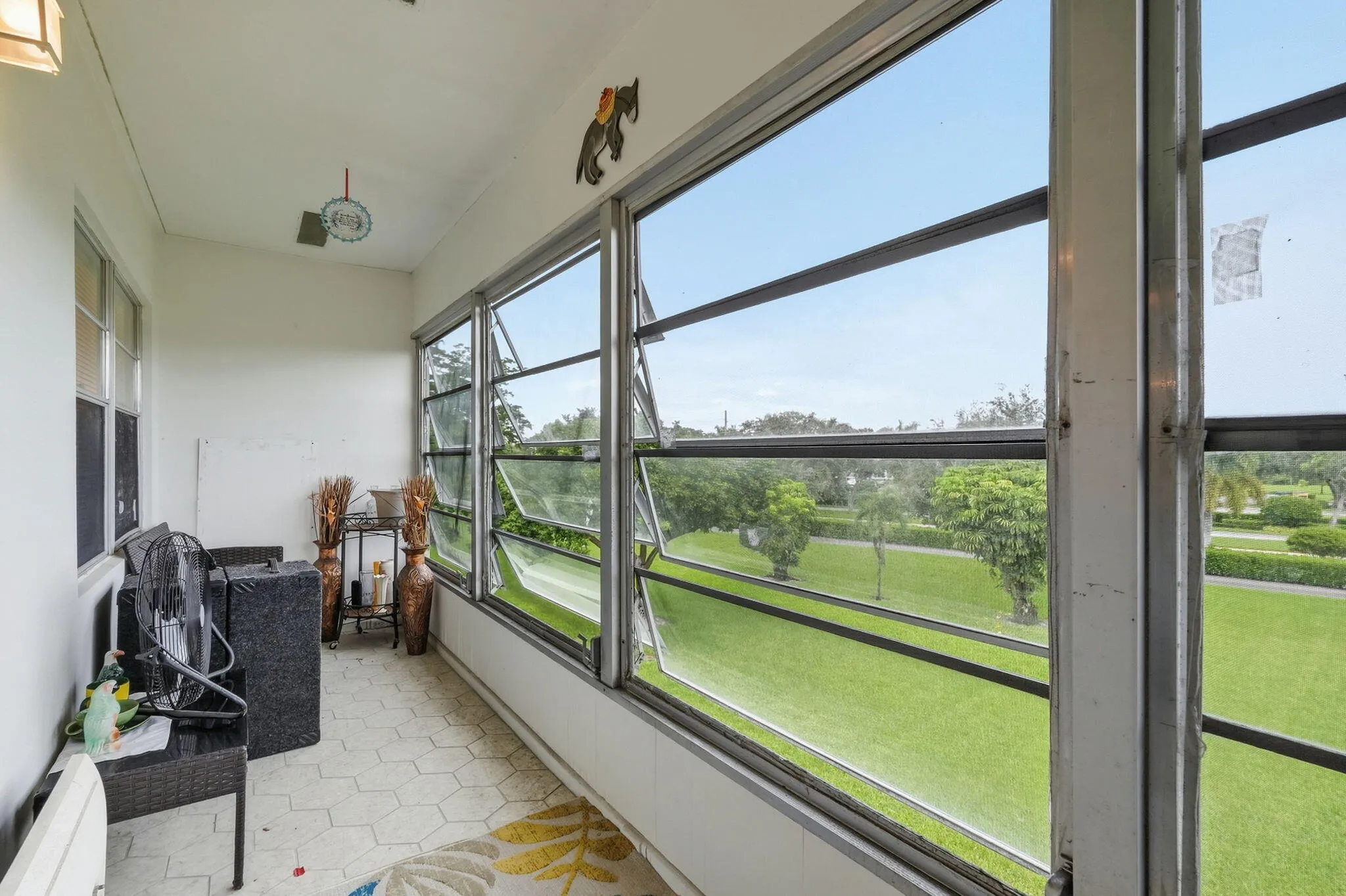 21-web-or-mls-209_Brighton_E_06011
