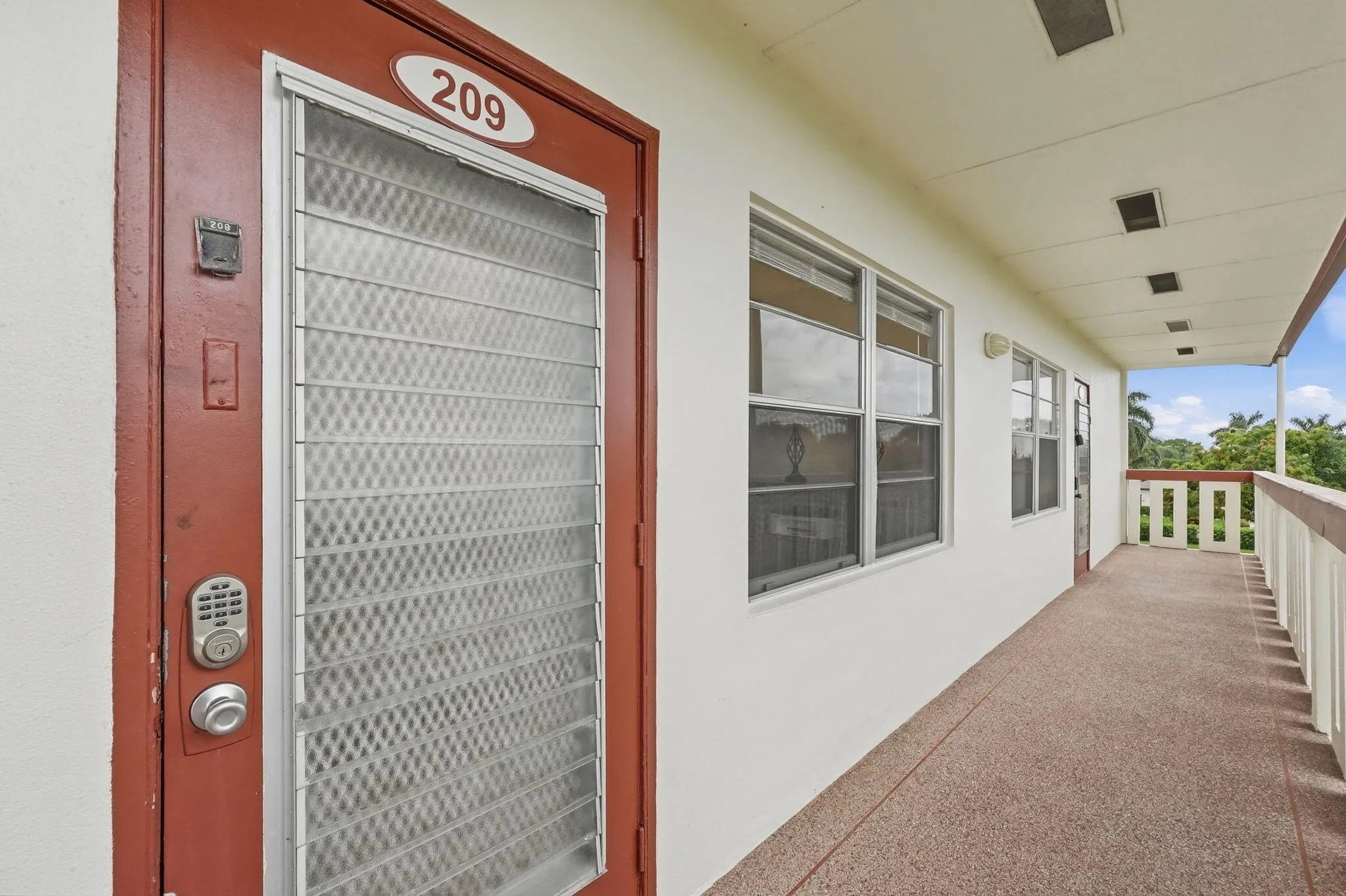 23-web-or-mls-209_Brighton_E_06023