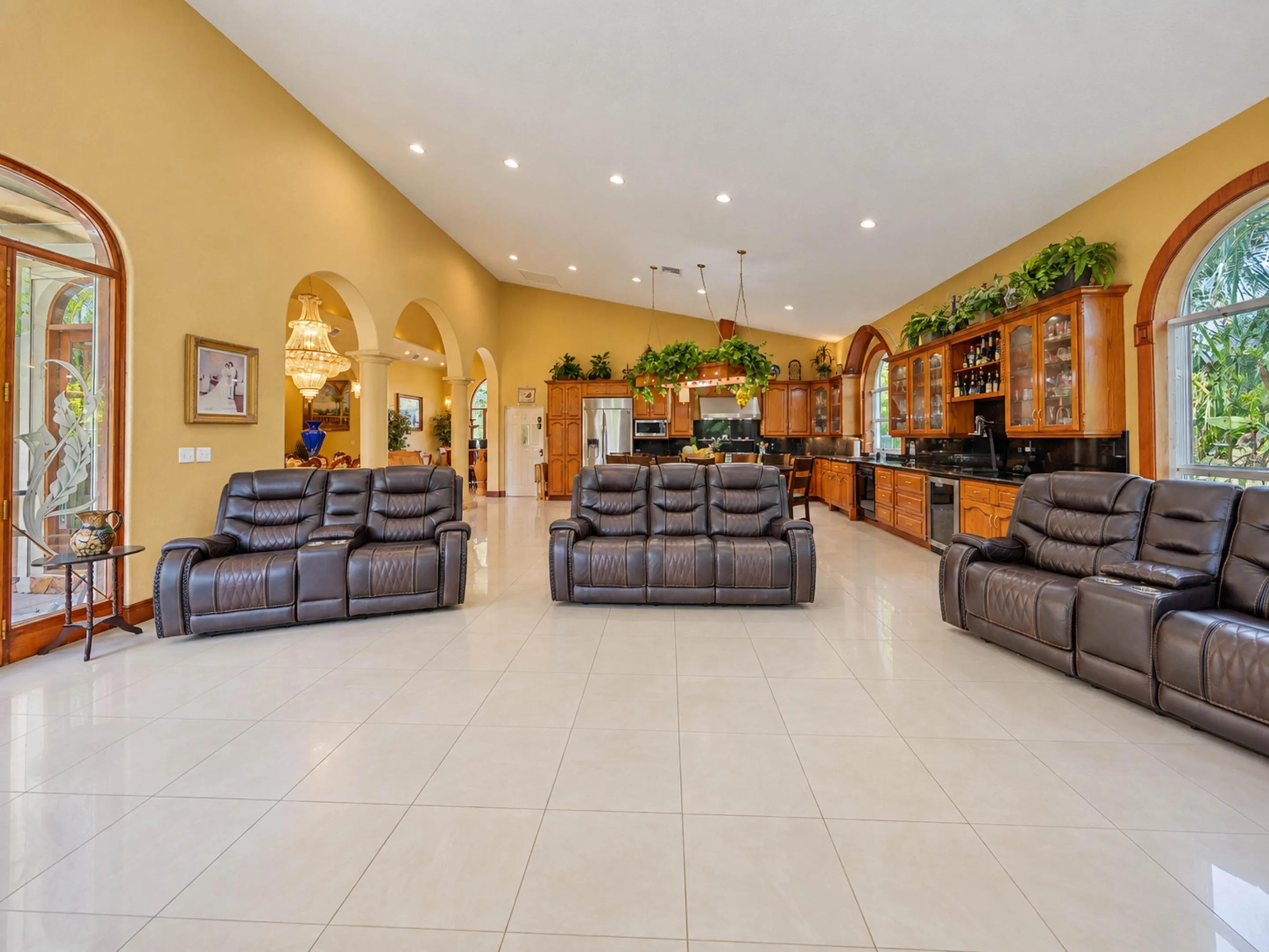 21. Family Room C
