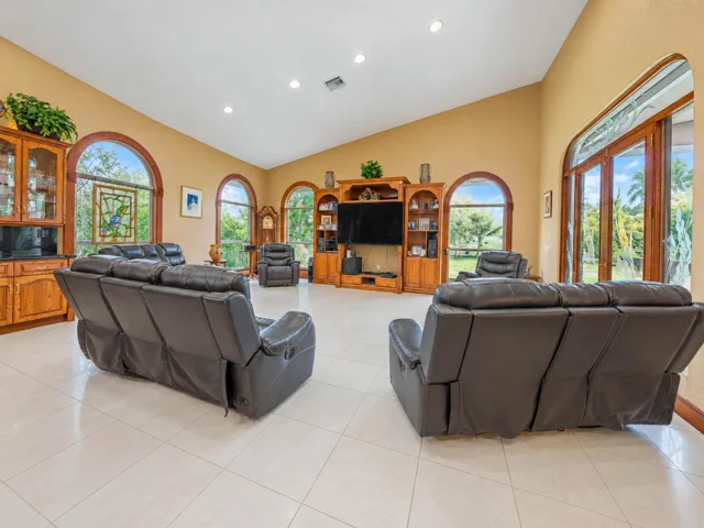 19. Family Room A