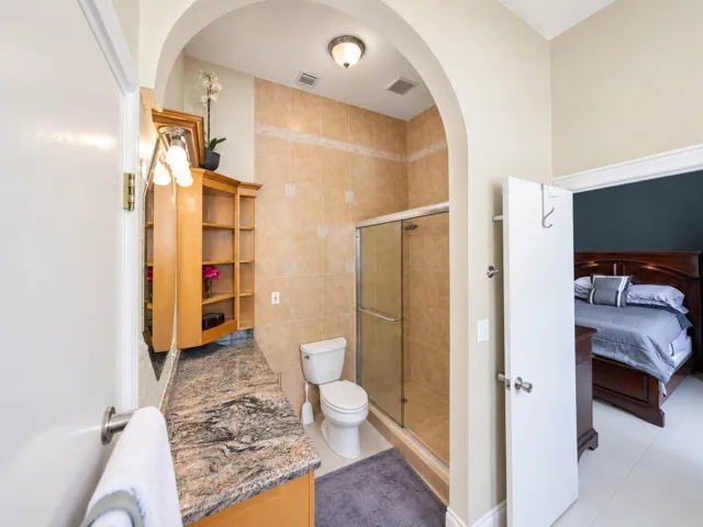 34. Bathroom 2 A