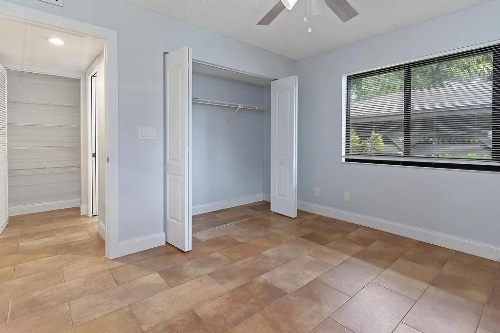 4307 Wood Ride Rd - 031