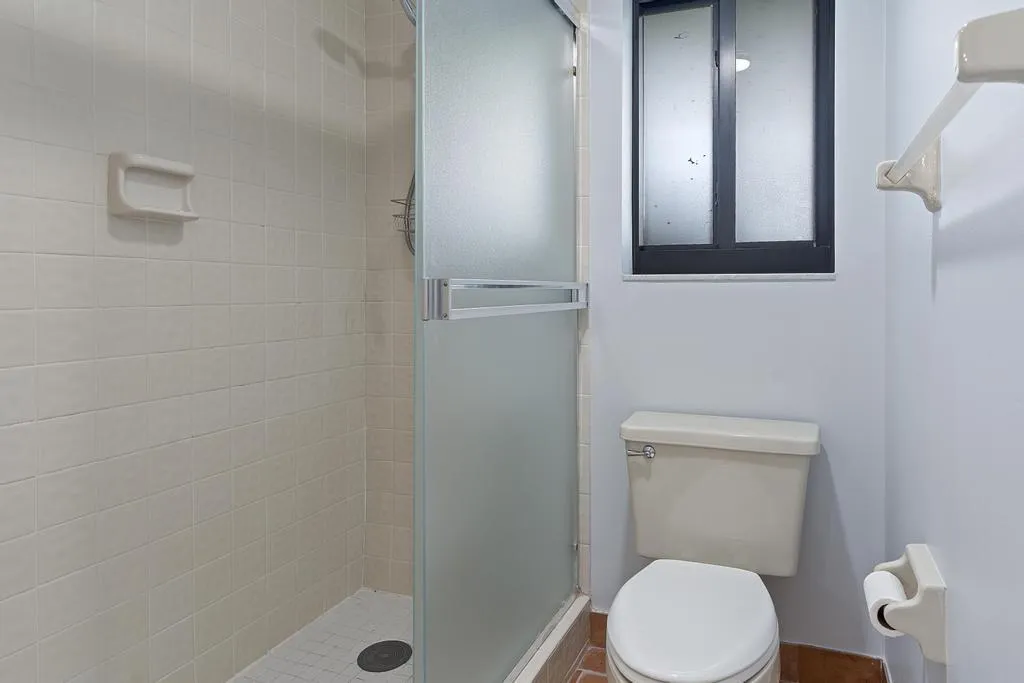 4307 Wood Ride Rd - 037