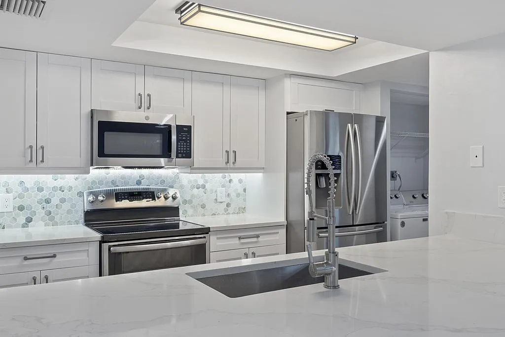 4307 Wood Ride Rd - 020