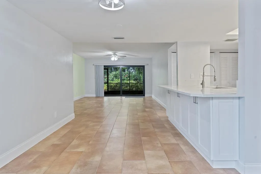 4307 Wood Ride Rd - 017