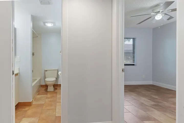 4307 Wood Ride Rd - 027