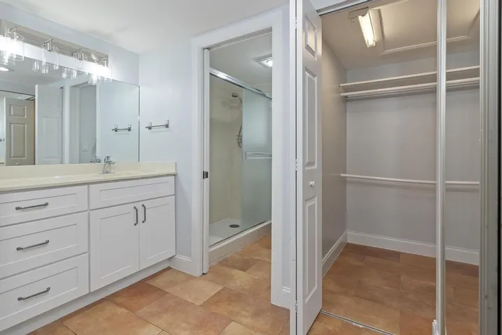 4307 Wood Ride Rd - 033