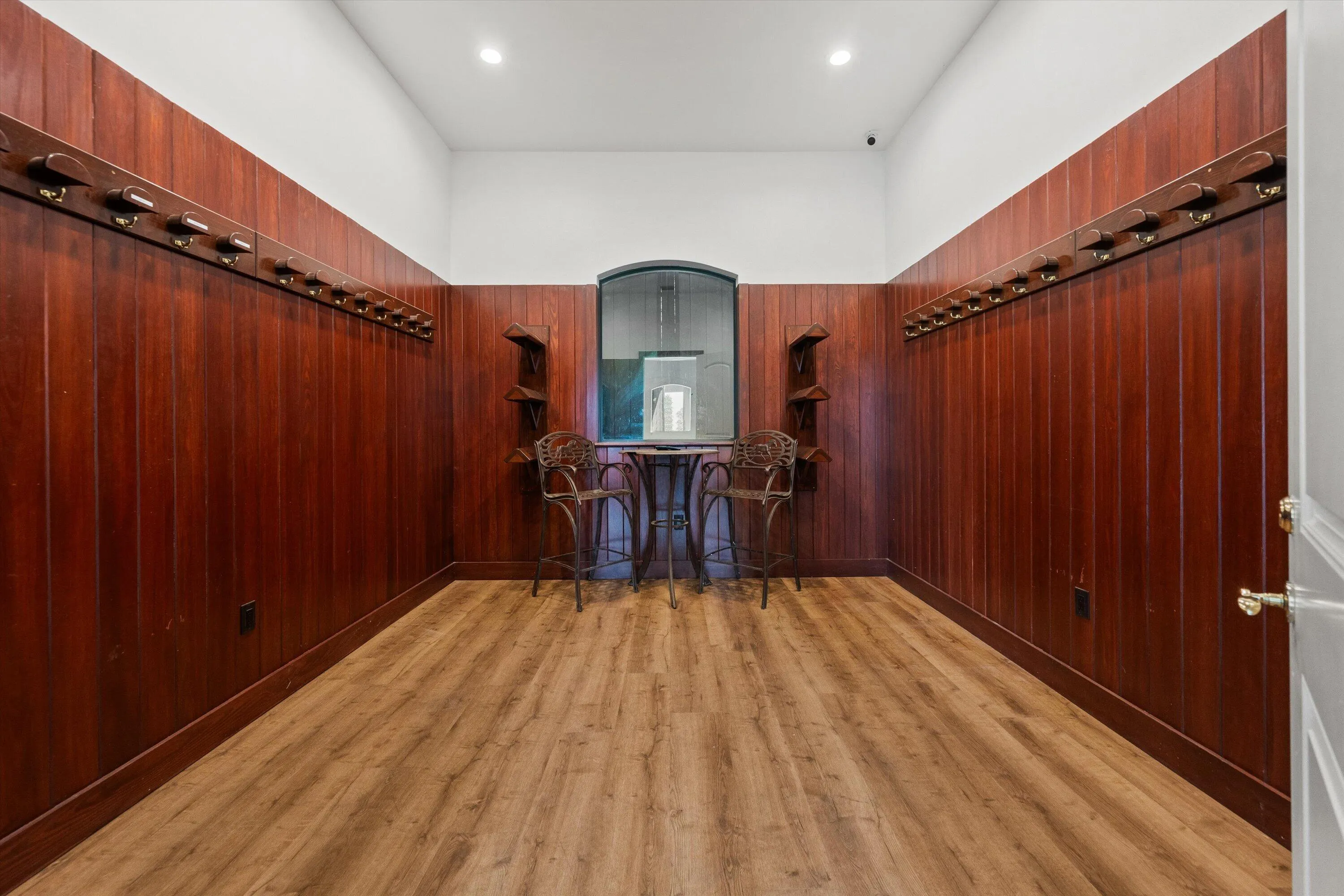 Large tack room