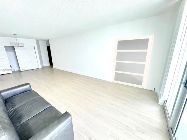 *virtual Asian slider door concept for the small bedroom