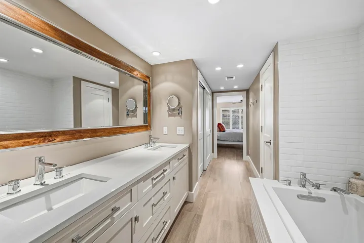 Main Bath