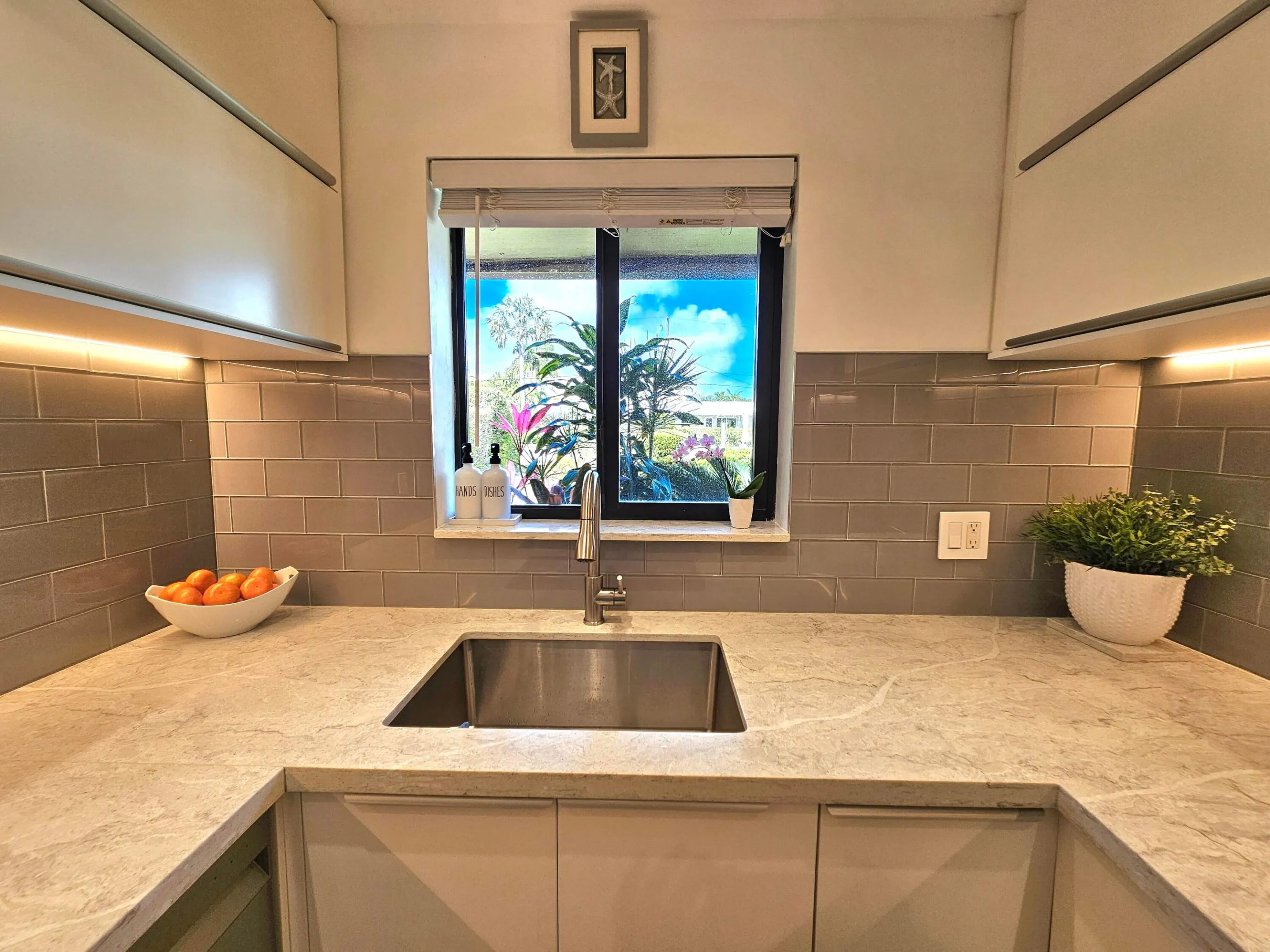 DEEP FARMERS SINK AND WINDOW WITH A VIEW