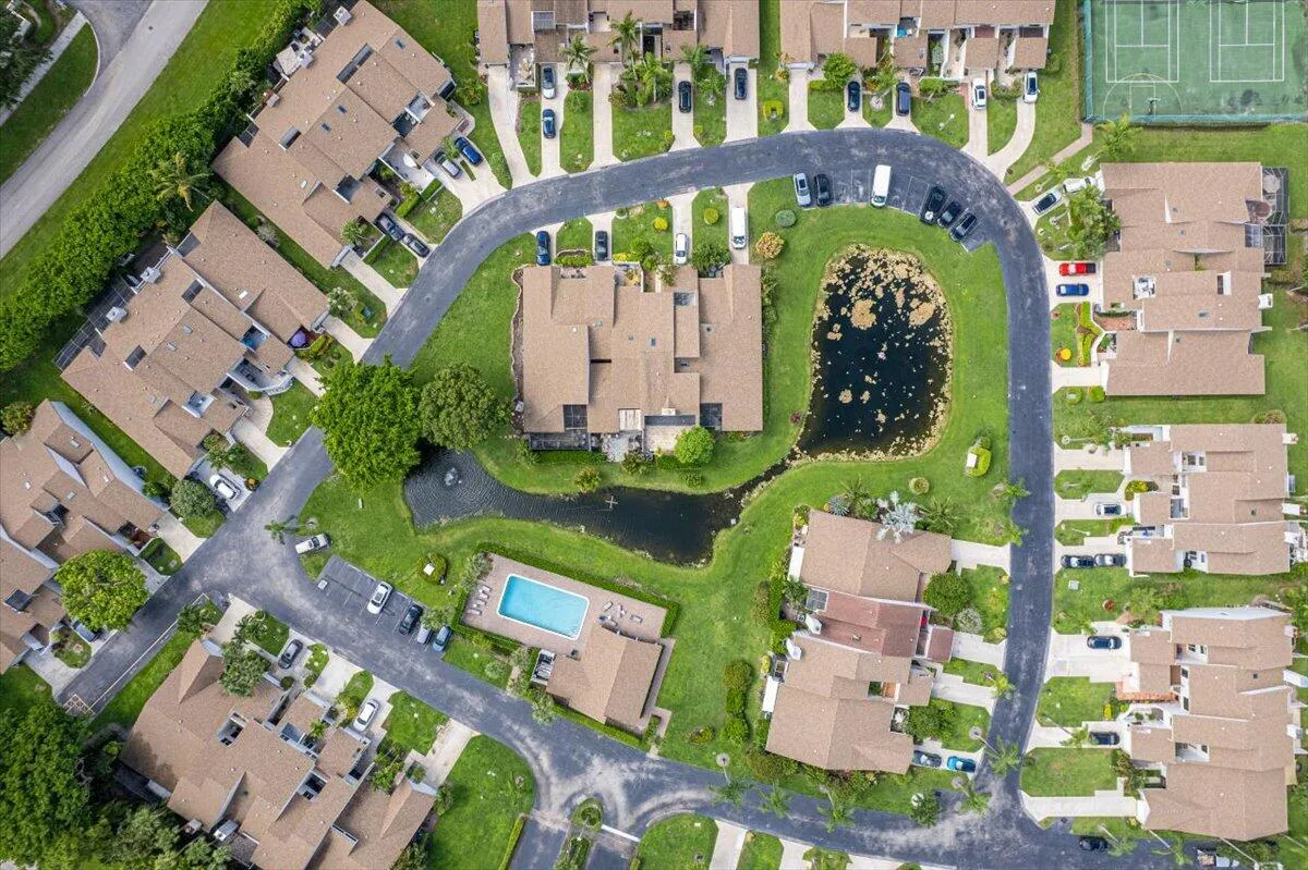 03-Aerial-Community Overhead