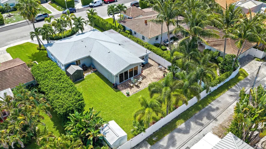 243 Gray St-33